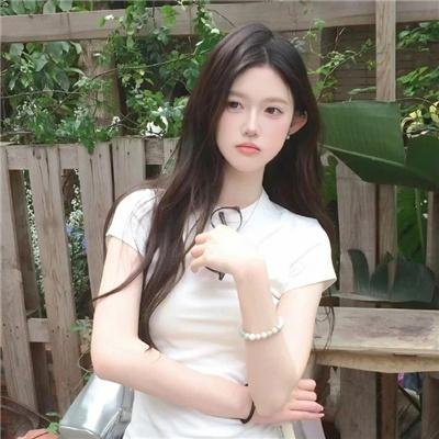 迷离春色芙蓉帐